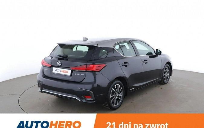 Lexus CT cena 79600 przebieg: 104795, rok produkcji 2018 z Kalisz Pomorski małe 379